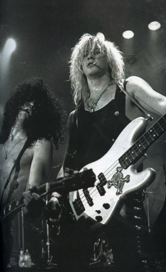 Slash and Duff McKagan on Stage