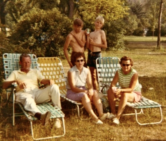 The Family Tree in Lawn Chairs