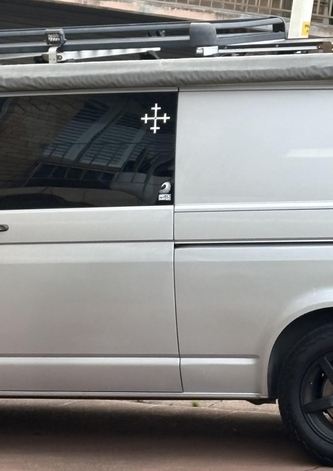 “—This is on my new neighbour’s car. Does anyone know what this might represent?”