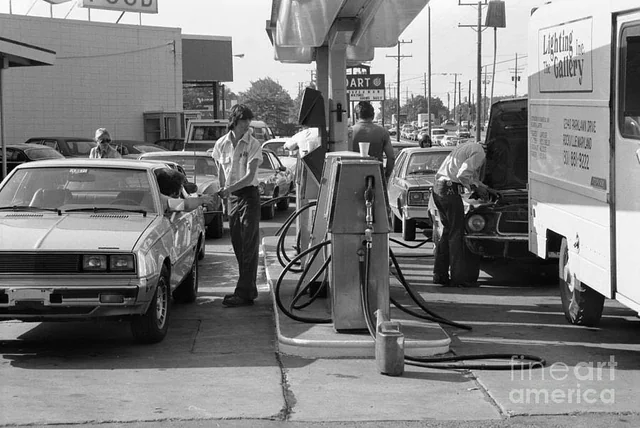 Fuel lines of 1979