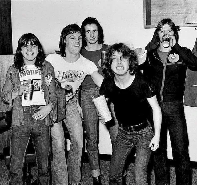 AC/DC