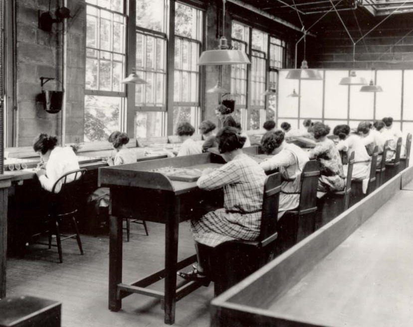The Radium Girls (1917–1930s)