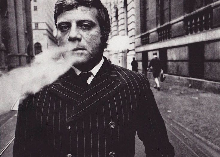 Oliver Reed