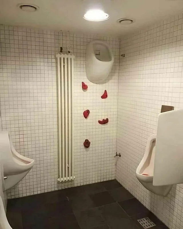 Rock climbing urinal