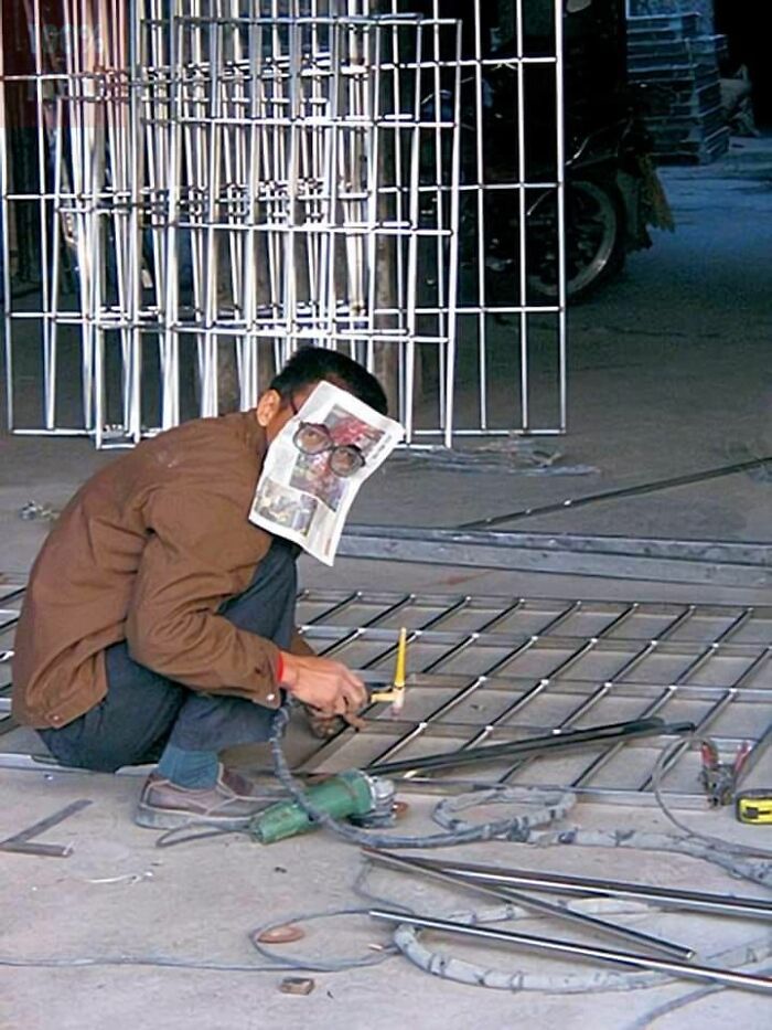 Newspaper welding pro