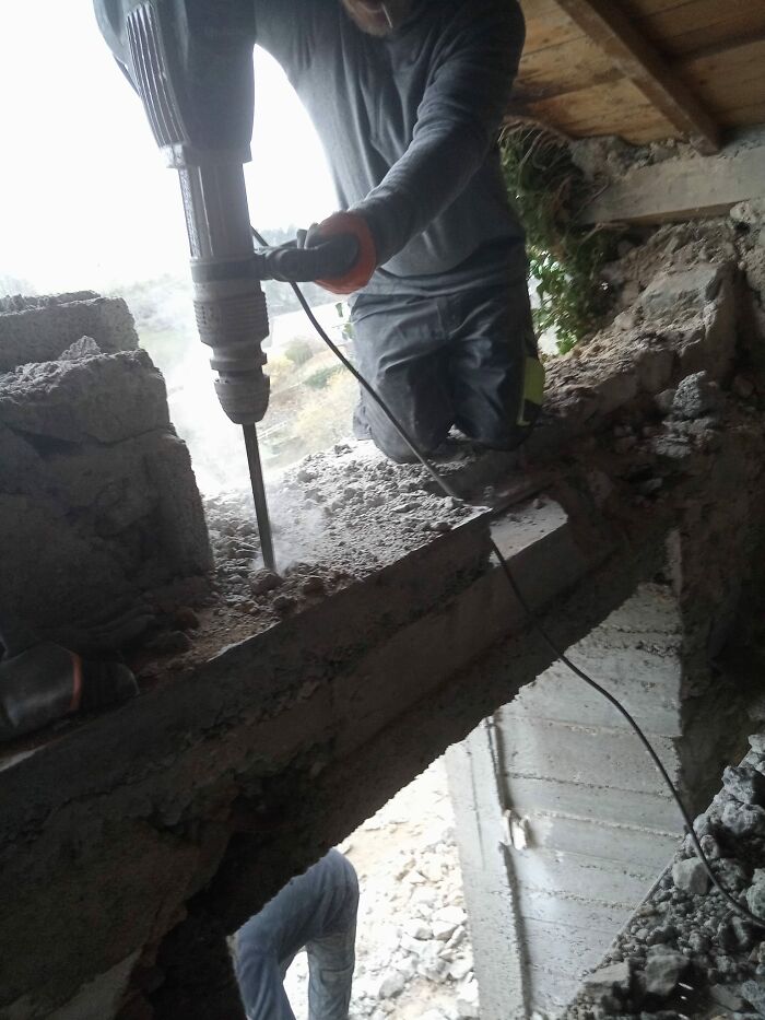 Drilling the structure