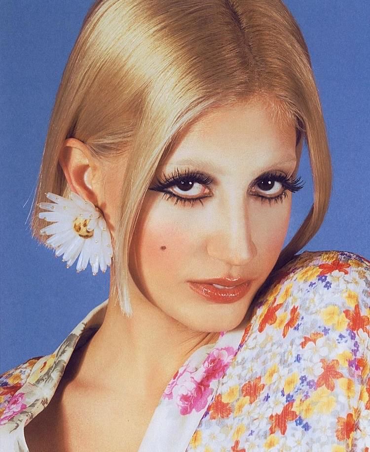 White Powder + Dramatic Eyelashes