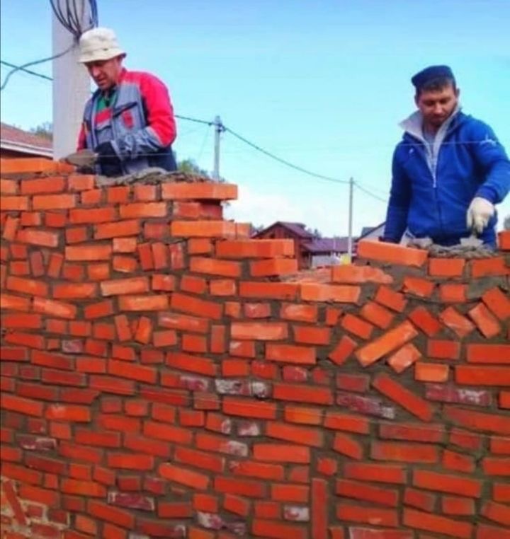 Bricklayers Putting Bricks All Wrong