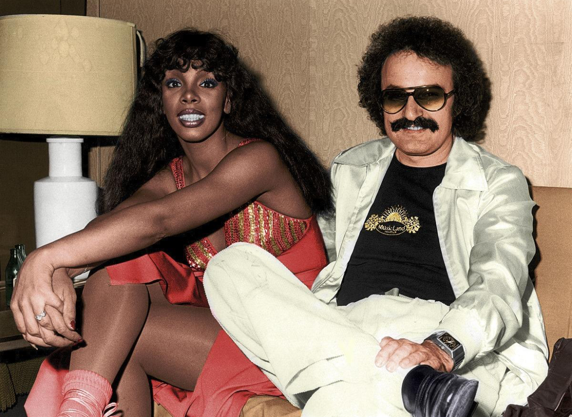 What Year Is This Photo?