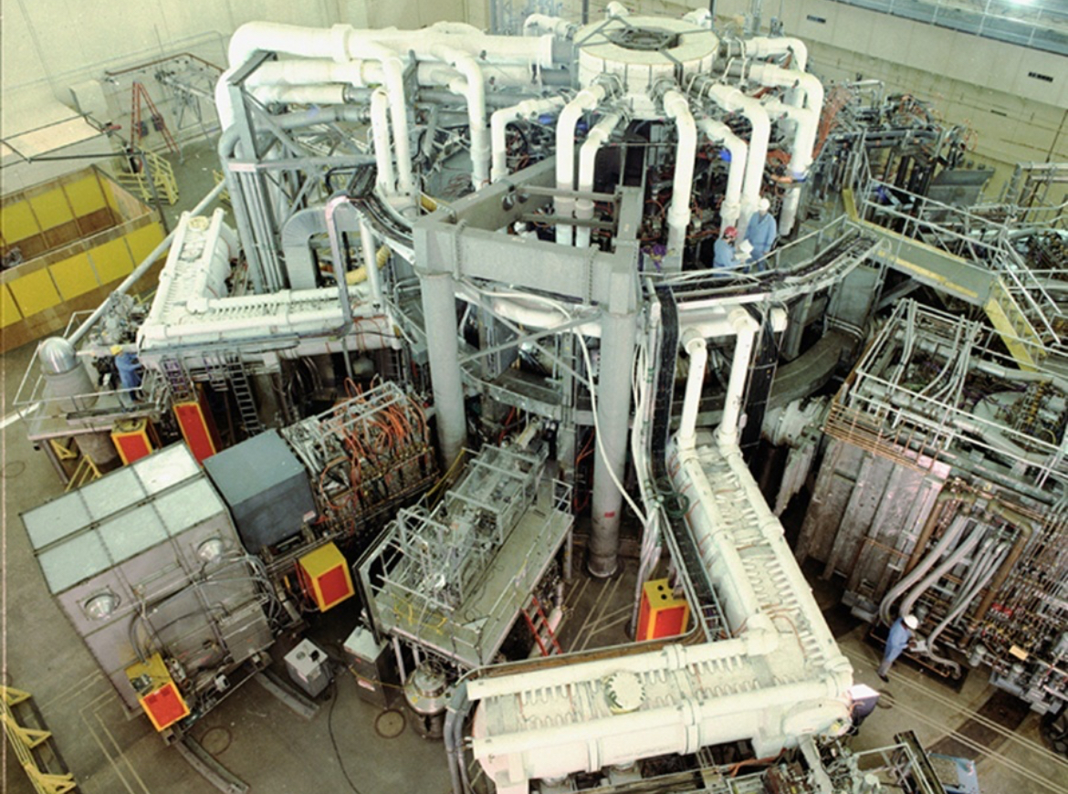 The Fusion Reactor Tokamak “SuperShots” (1980s)