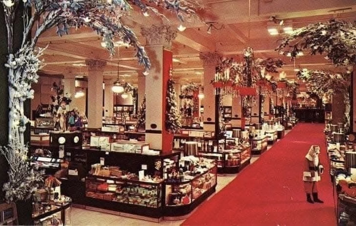 The Shop That Looked Like the North Pole’s Outlet Mall