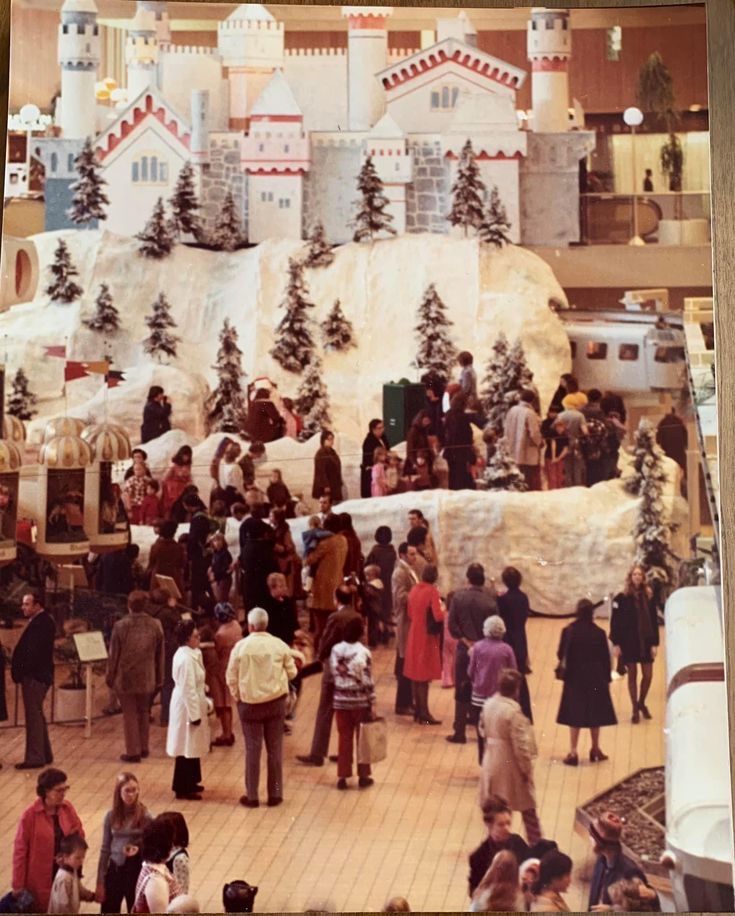 A Snow Castle Fit for a Mall Santa King