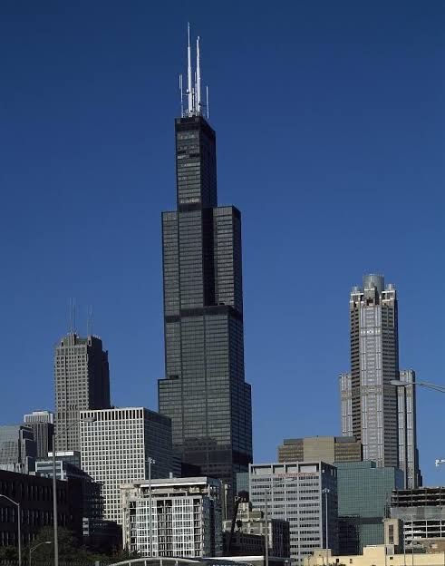 The Sears Tower was completed and became the tallest building in the world