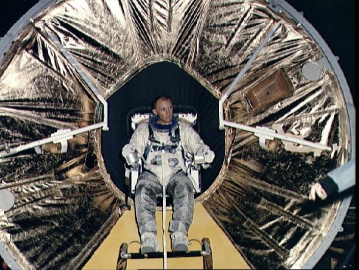 Buzz Aldrin Trains with the AMU