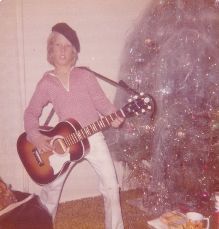 The Guitar Kid Who Definitely Didn’t Ask for Sheet Music