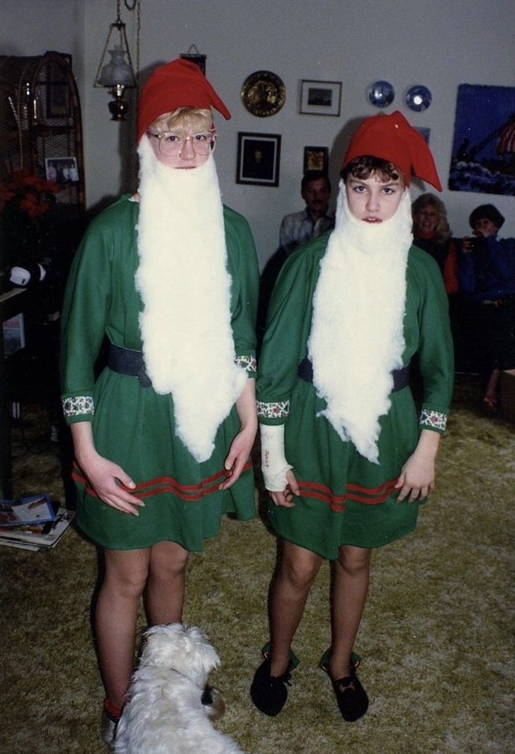 Elves Who Should’ve Taken Their Union Break