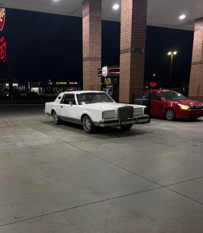 #2 Lincoln Continental