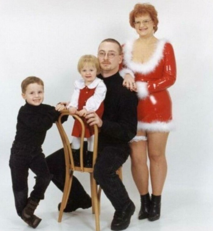 20 Photos of Christmas from if the Grinch Stole It