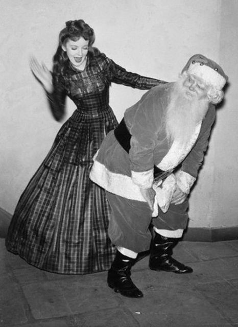 15 Santas Getting Themselves on the Naughty List