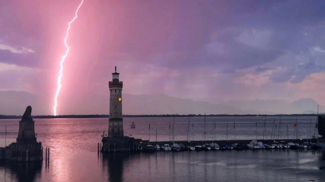 20 Gripping Photos from Around the Globe