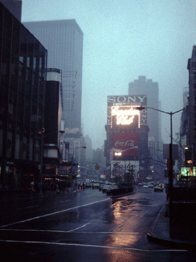 Mid-70s Christmas Crowds