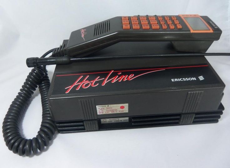 Ericsson Hotline (office phone that was almost a suitcase)