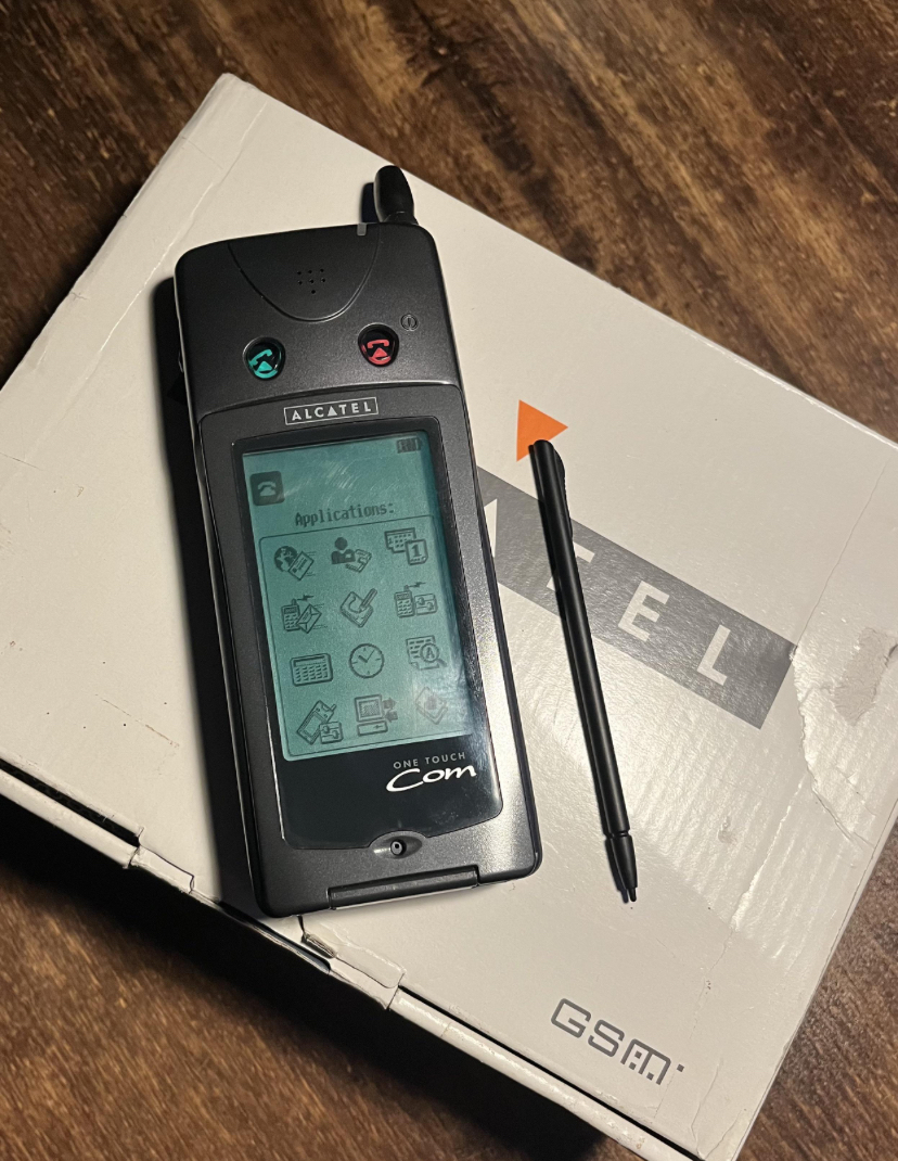 Alcatel One Touch Easy Mini (pocket-sized)