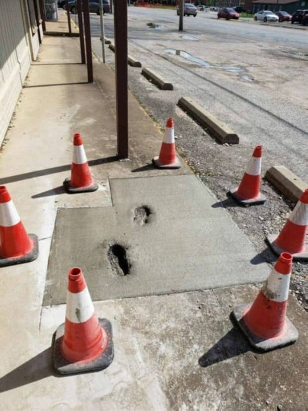 Photos Showing Common Sense isn't So Common