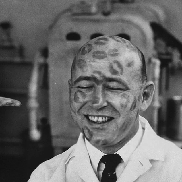 20 Photos Showing the 1960s Had a 'Wild Side’