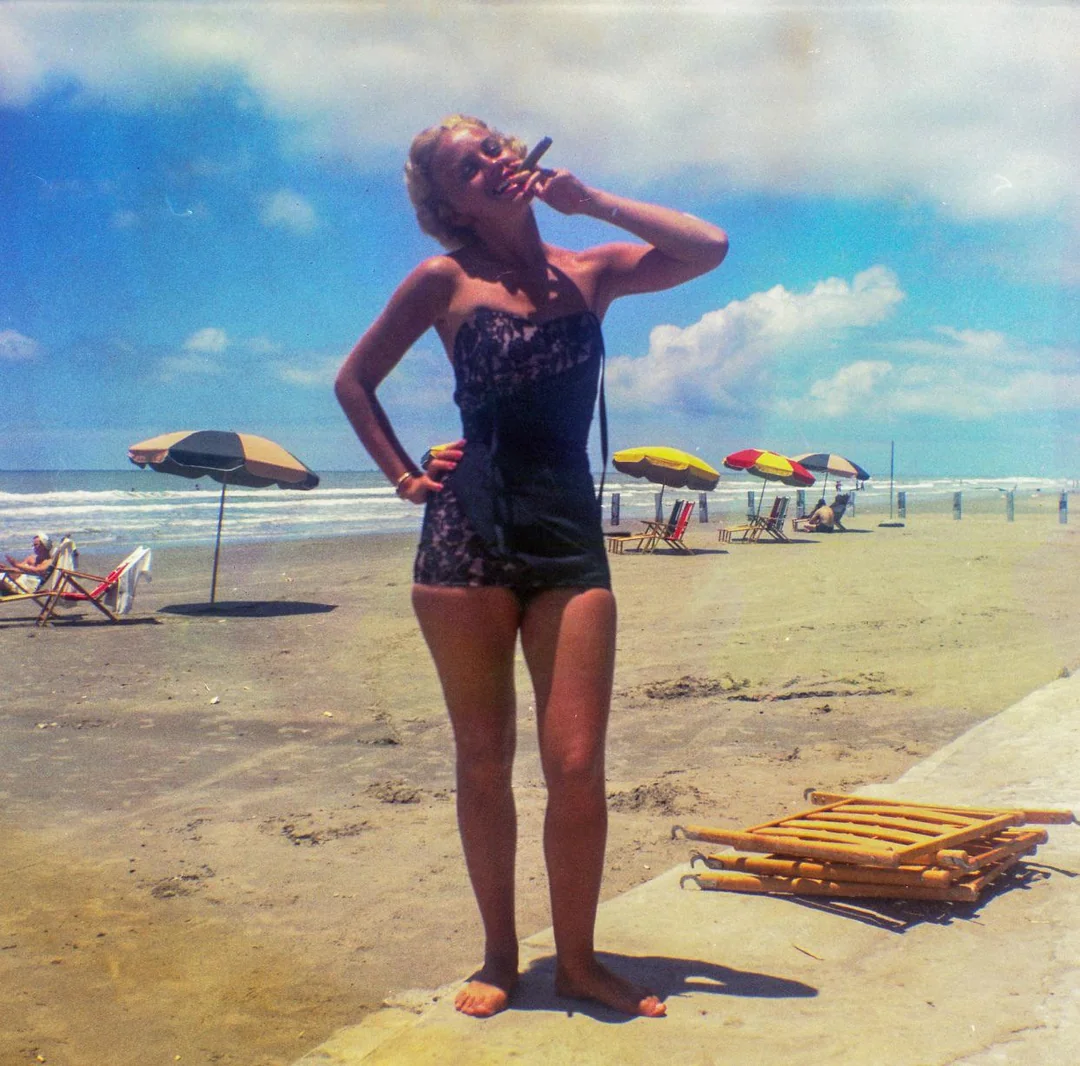 20 Photos Showing the 1960s Had a 'Wild Side’