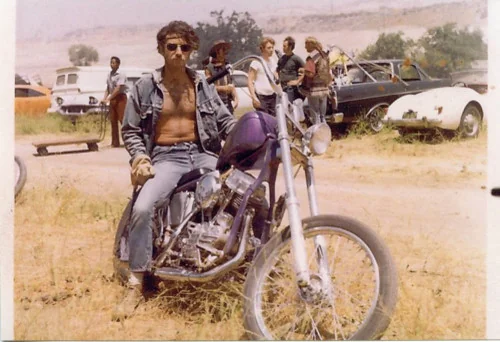 The Unfiltered Hollywood Of The 1970s, In Photos | eBaum's World