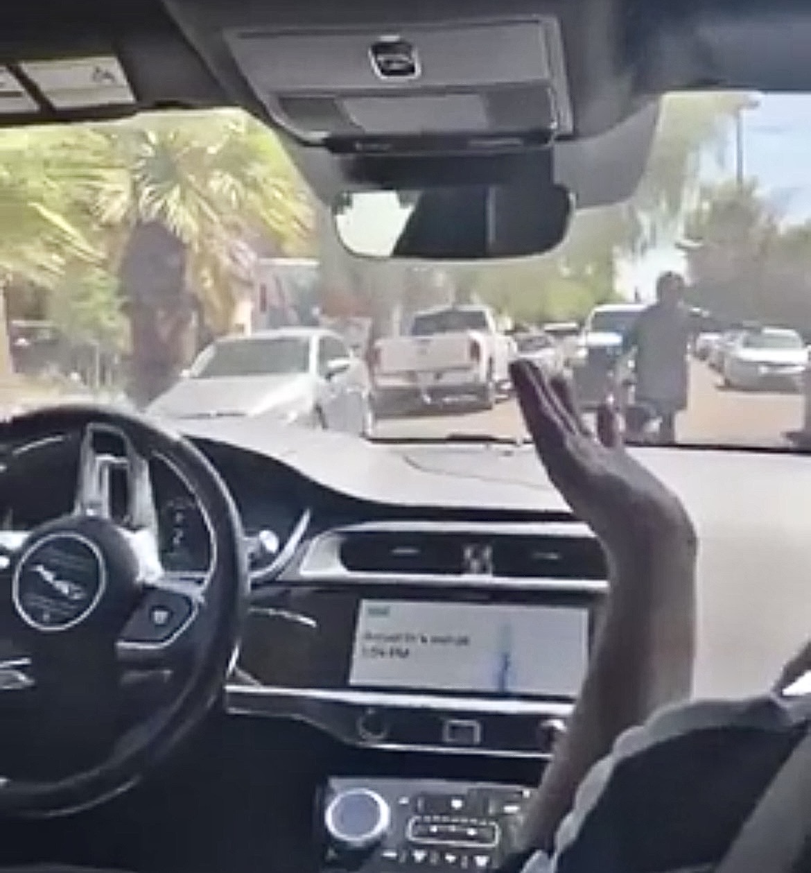 13 Times Self-Driving Cars Forgot How to Self-Drive | eBaum's World