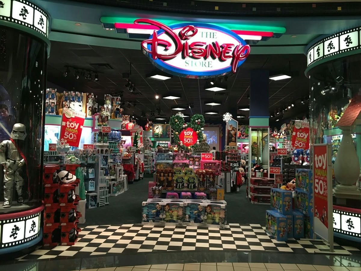 The Early 2000s Stores that Defined the Era | eBaum's World
