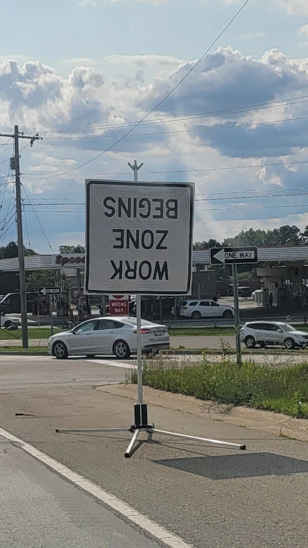 Reading Sign Wrong 15 People Who Skipped the Common Sense Reading | eBaum's World