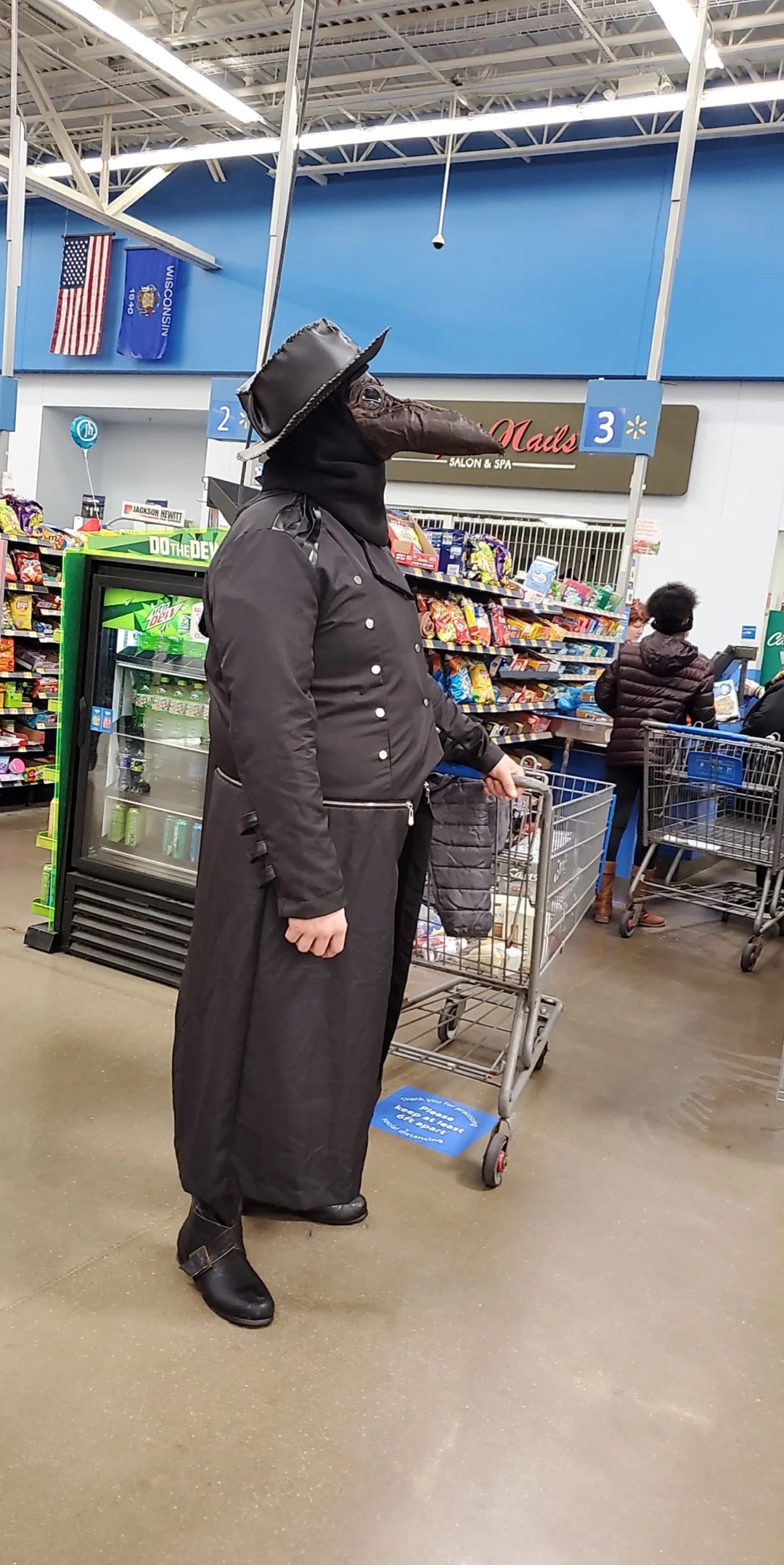 15 People of Walmart Really Flaunting Their Stuff | eBaum's World