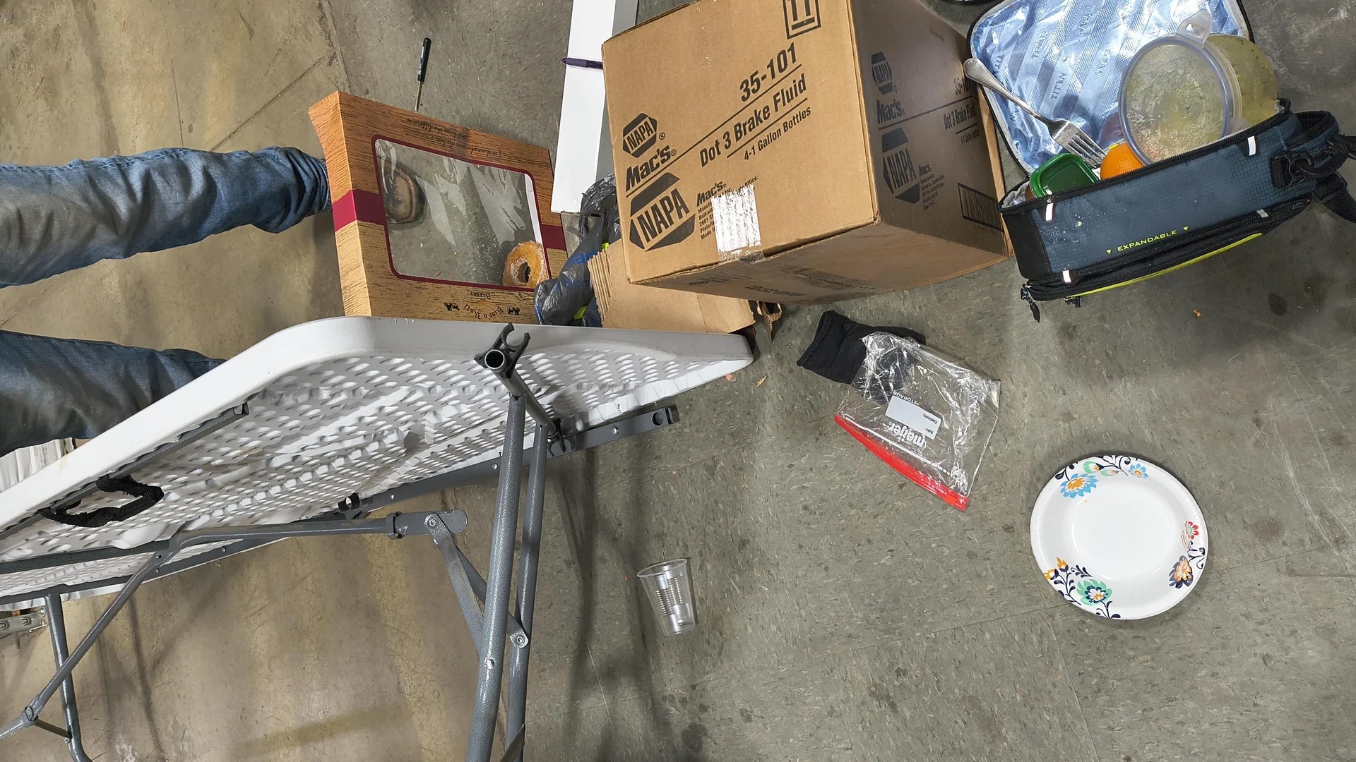 20 People Having All Time Bad Days at Work | eBaum's World