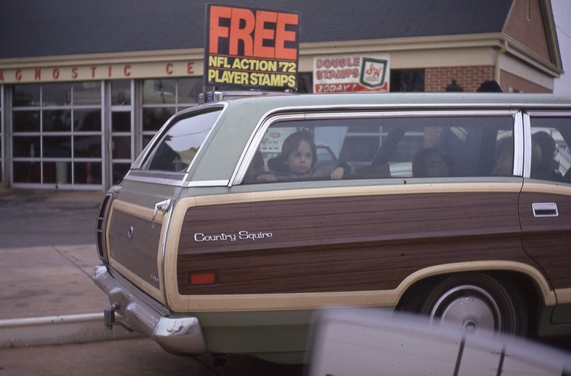 Photos Bringing Back the '70s In All Its Groovy Style | eBaum's World