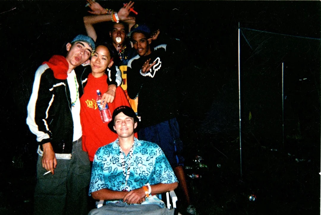 15 Vintage Pics That Are 2001 to the Max | eBaum's World