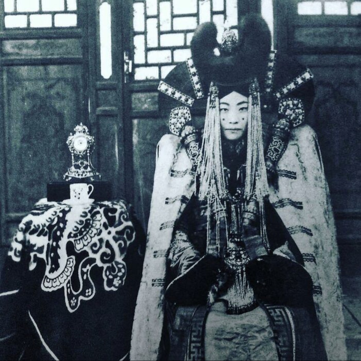 Genepil 20 Captivating Photos from History's Vaults | eBaum's World