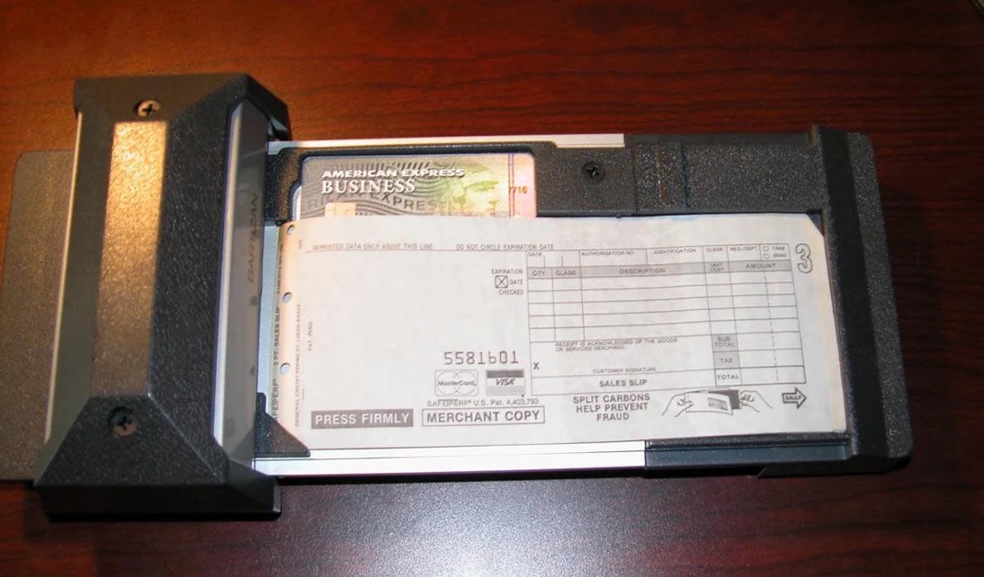 '90s Inconveniences That No Longer Exist Today | eBaum's World