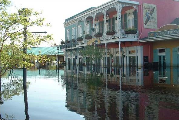 SIX FLAGS NEW ORLEANS 6 yrs after Katrina killed the park-2