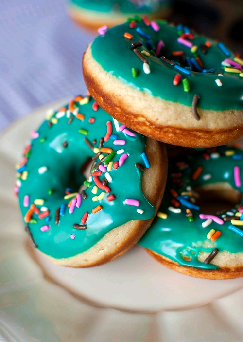 green donuts