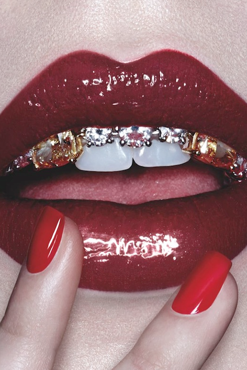 red lips grill