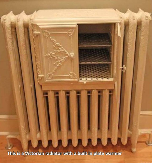 radiator with plate warmer - Uuuuu This is a Victorian radiator with a built in plate warmer