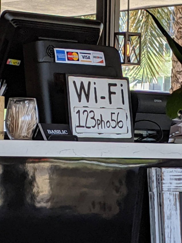 vehicle registration plate - WiFi | 123pho56 Basilic
