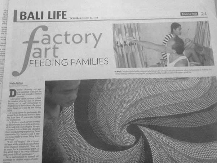 typography fail - La 21 V Bali Life factory art Feeding Families
