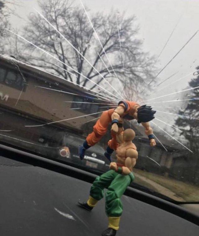 goku cracked windshield