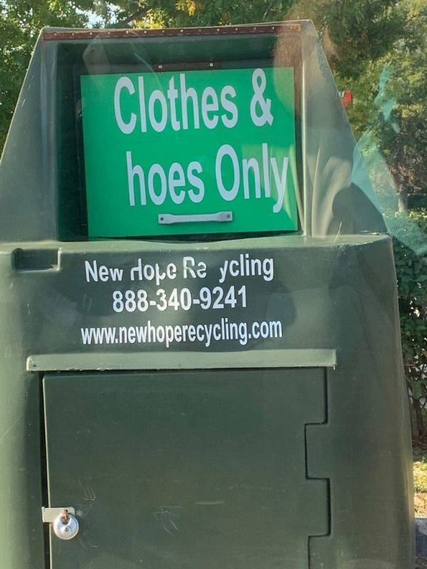 street sign - Clothes & hoes Only New dope Re ycling 8883409241