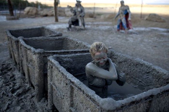 ein gedi mud bath