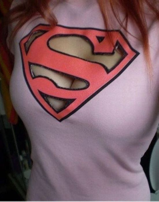 superman cleavage
